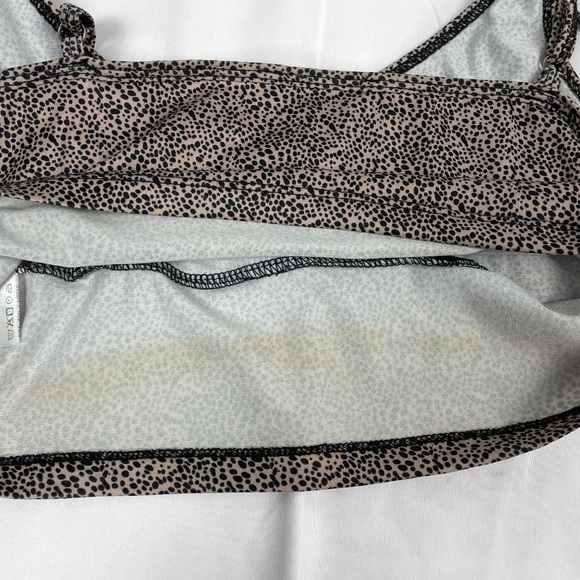 Cheetah Print Vneck Crop Tank - Picture 6 of 6